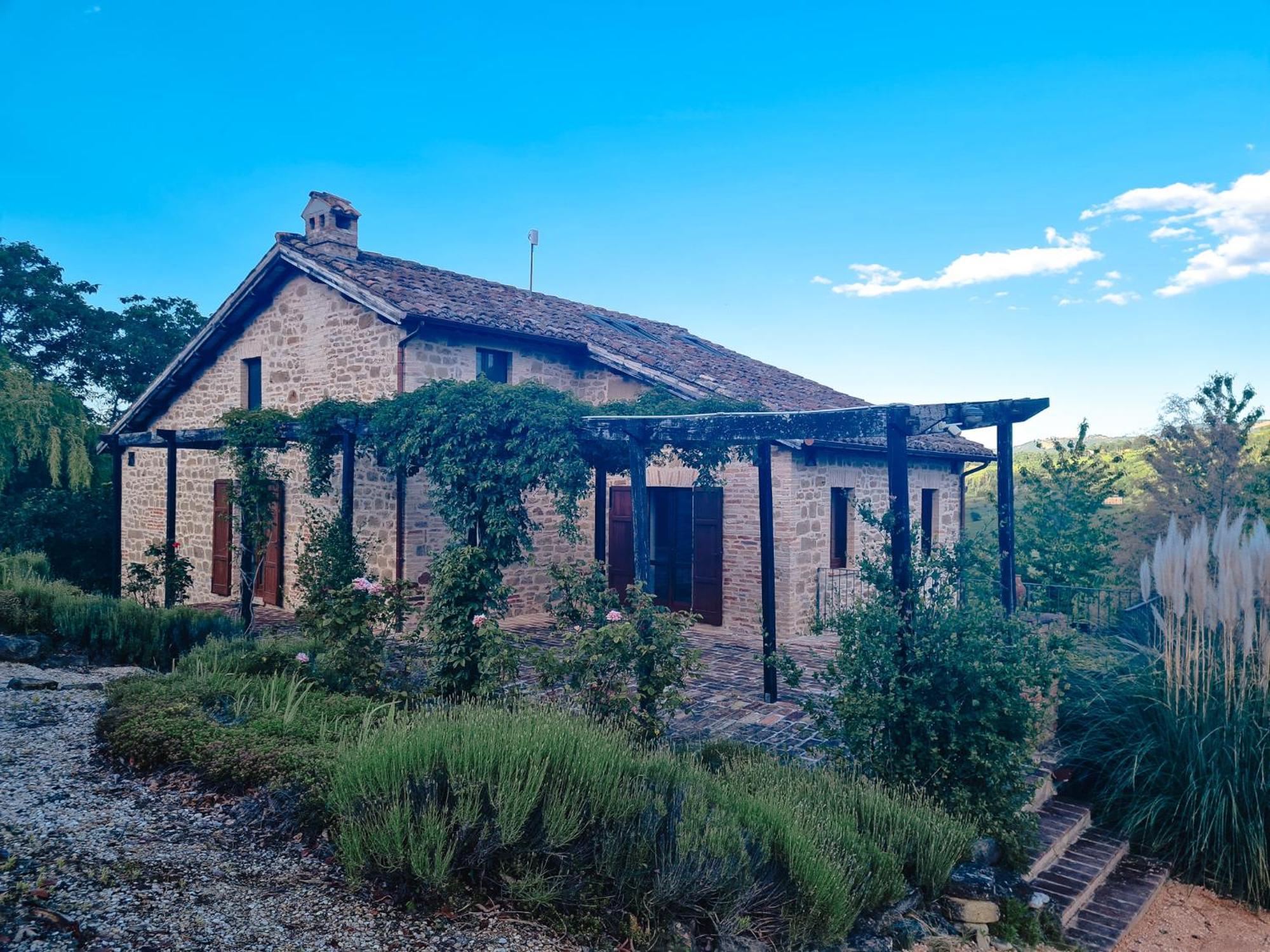 La Mela Rosa Bed & Breakfast Amandola 外观 照片